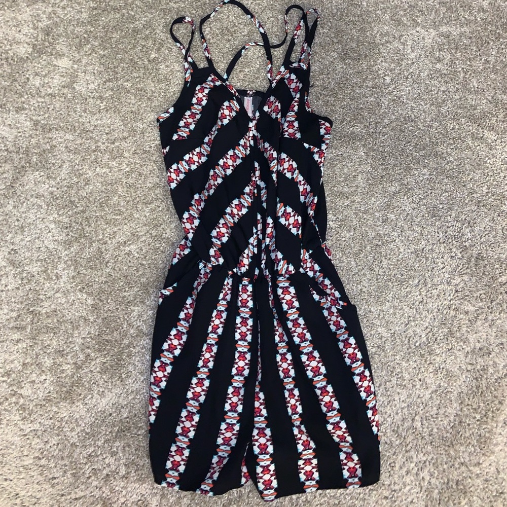 Xhilaration Black & Red Romper size XS - Picture 3 of 10
